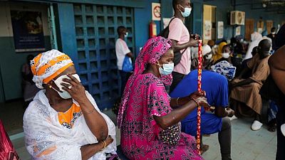 إصابات كوفيد في موجة ثالثة تتجاوز قدرات المستشفيات في السنغال