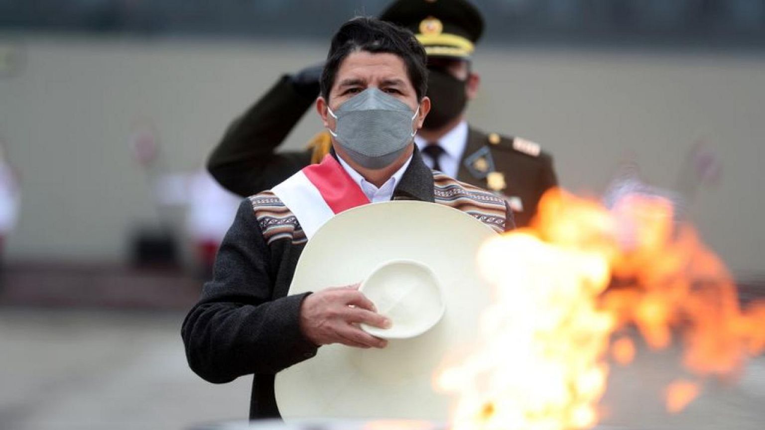 Primer ministro de Perú respalda a economista moderado Pedro Francke para ministerio