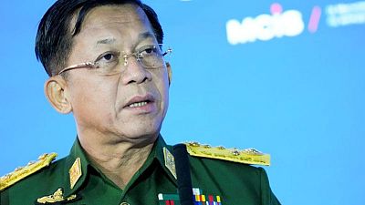 آسيان تستبعد رئيس المجلس العسكري الحاكم في ميانمار من قمة لزعمائها
