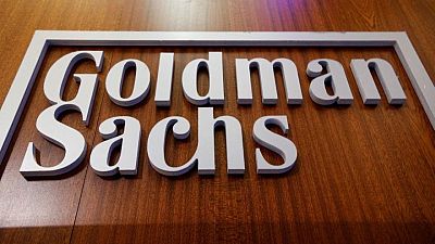 Goldman cree que el barril de crudo Brent podría rebasar su estimación de 90 dólares por barril