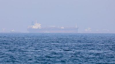 Fuerzas con supuesto apoyo iraní secuestran tanquero en Mar Arábigo: fuentes marítimas