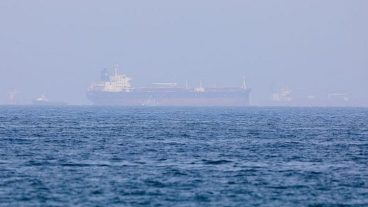 Fuerzas con supuesto apoyo iraní secuestran tanquero en Mar Arábigo: fuentes marítimas