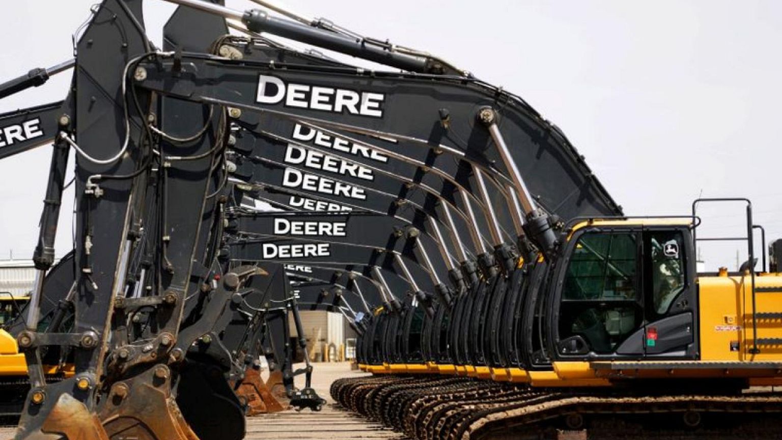 Deere, Bear Flag aim to automate tractors as 'fast as possible'