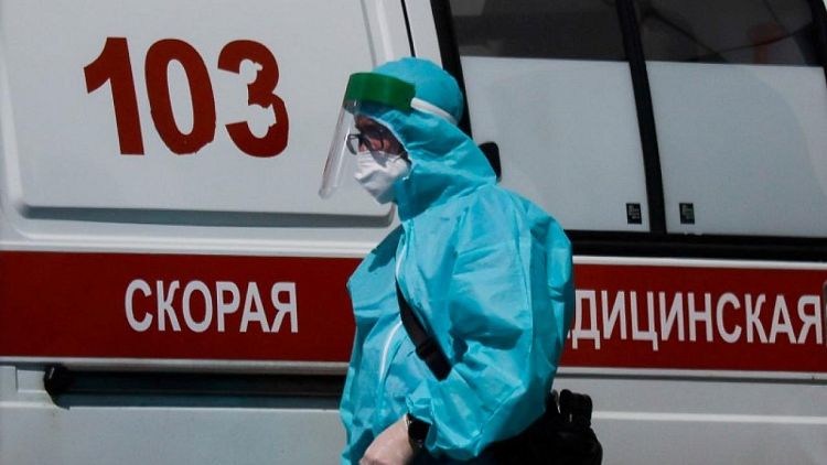 روسيا تسجل 22320 إصابة جديدة بكوفيد-19 و793 وفاة