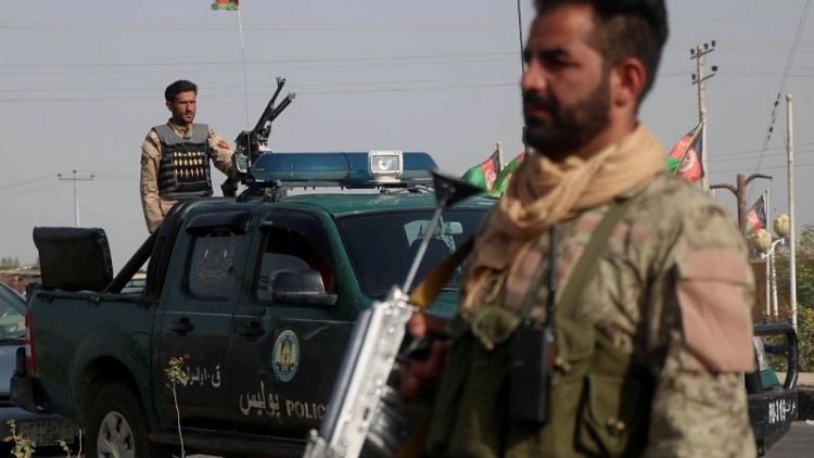 قوات طالبان تسيطر على مدن قندوز وساري بول وطالقان بشمال أفغانستان