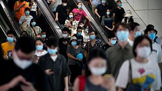 الصين تسجل 125 إصابة جديدة بفيروس كورونا مقابل 96 قبل يوم