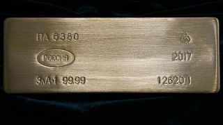 وزارة المالية: إنتاج روسيا من الذهب 102.4 طن في يناير-مايو