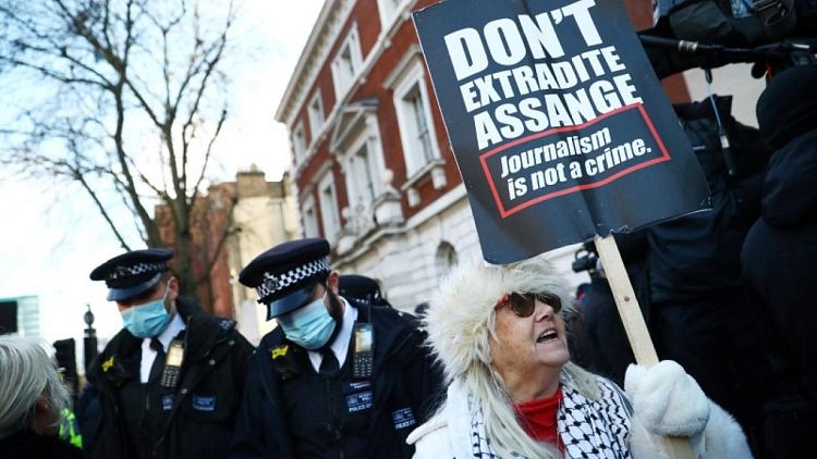 أمريكا تحاول مجددا تسلم أسانج مؤسس ويكيليكس من بريطانيا