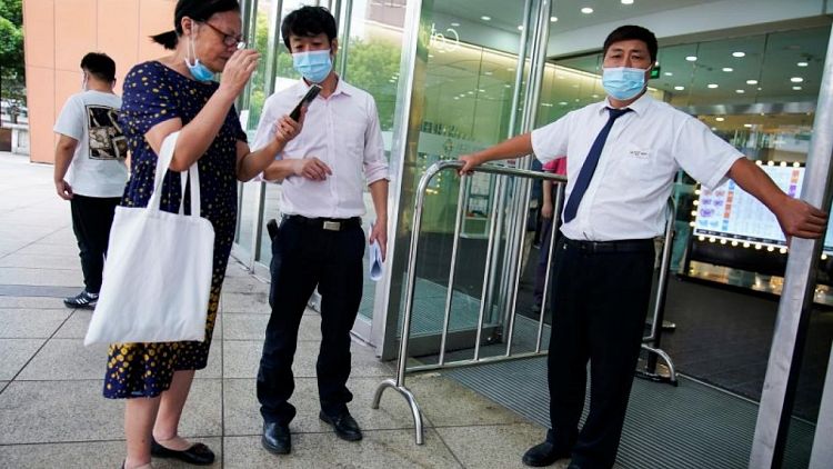 الصين تسجل 81 إصابة جديدة بفيروس كورونا