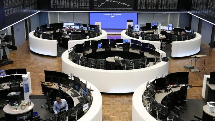 MERCADOS GLOBALES-Acciones alemanas bajan tras datos económicos, Wall Street parece estable