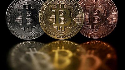 Bitcoin rises 7.07% to $47,587.38