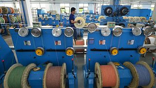 La economía de China pierde impulso y se ralentiza su crecimiento de producción y ventas minoristas La economía de China pierde impulso y se ralentiza su crecimiento de producción y ventas minoristas