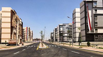 مصر تسابق الزمن لبناء مساكن لموظفي العاصمة الإدارية الجديدة