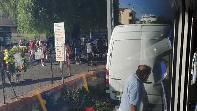 Un centinaio di passeggeri coinvolti, linea bloccata Un centinaio di passeggeri coinvolti, linea bloccata