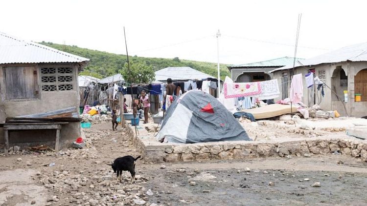 La lucha por llevar ayuda a zonas remotas golpeadas por terremoto en Haití