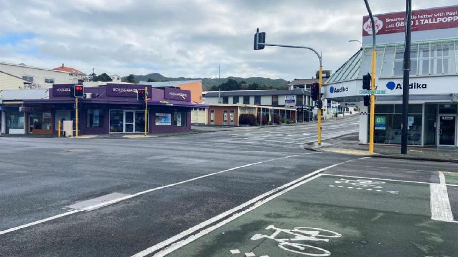 New Zealand's Delta outbreak tops 100 cases