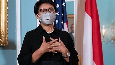 إندونيسيا تنقل بعثتها الدبلوماسية بأفغانستان لباكستان وتجلي العشرات