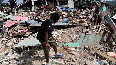 Haití enfrenta ira y desesperación una semana después del terremoto, avivando temores por la seguridad Haití enfrenta ira y desesperación una semana después del terremoto, avivando temores por la seguridad