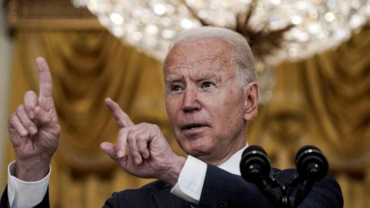 RESUMEN-Biden promete el retorno de todos los estadounidenses que quieran salir de Afganistán
