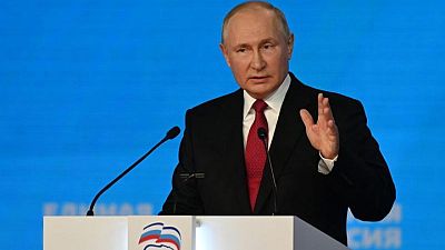 بوتين: روسيا لن تنشر قواتها المسلحة في أفغانستان