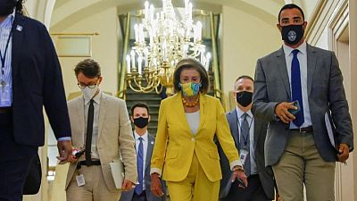 Cámara de Representantes de EEUU avanza en programas sociales y de infraestructuras de Biden
