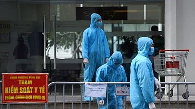 Vietnam pagará a los pacientes recuperados de COVID-19 para que ayuden en los hospitales
