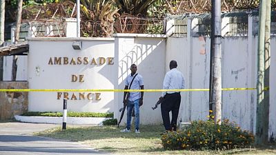 مسلح يقتل أربعة في هجوم قرب السفارة الفرنسية في تنزانيا