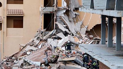Hallan un cadáver en el edificio derrumbado en Peñíscola, hay una persona desaparecida Hallan un cadáver en el edificio derrumbado en Peñíscola, hay una persona desaparecida