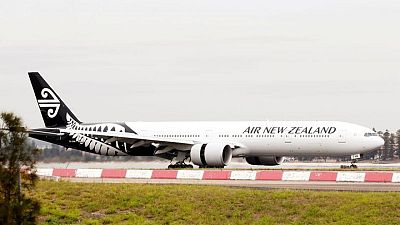 Air New Zealand suspends 2022 outlook as borders stay closed