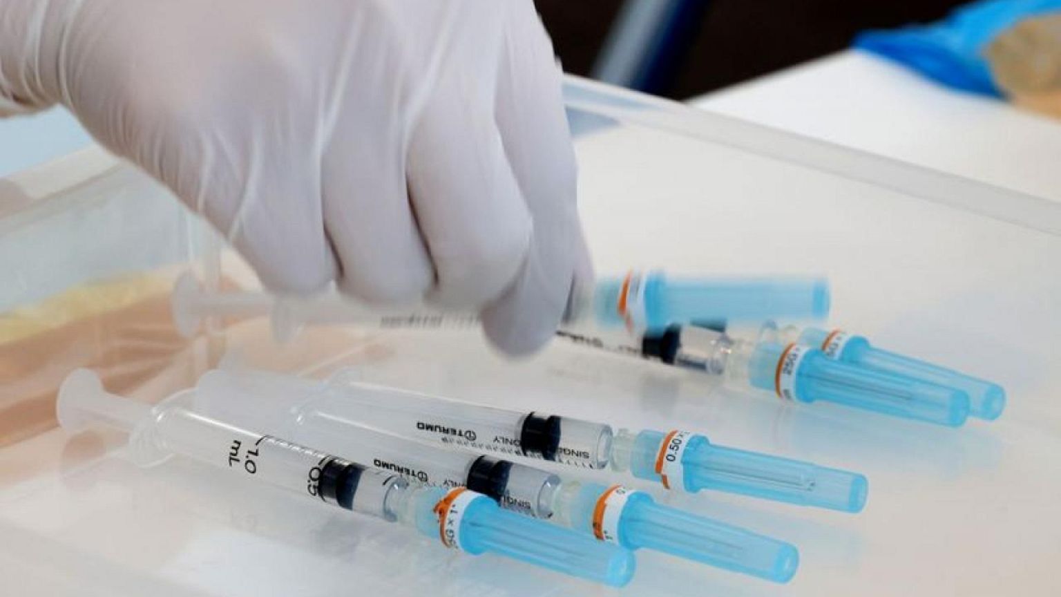 Japan eyes mixed use of COVID-19 shots to speed vaccine rollout