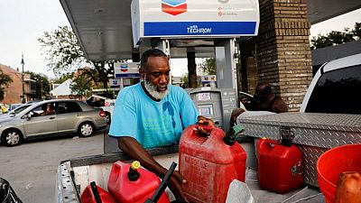 Inundaciones y apagones complican esfuerzos de petroleras por reabrir tras el huracán Ida Inundaciones y apagones complican esfuerzos de petroleras por reabrir tras el huracán Ida