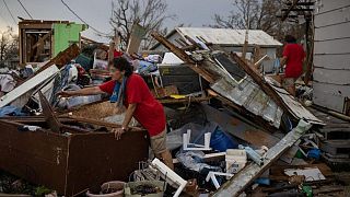بلدات في لويزيانا الأمريكية تحاول النهوض بعد دمار الإعصار أيدا