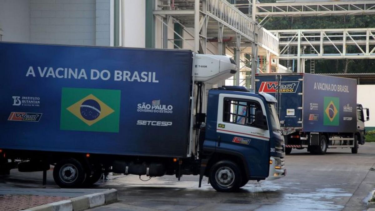 البرازيل تعلق استخدام 12 مليون جرعة من لقاح سينوفاك الصيني