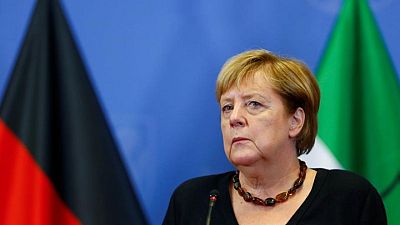 ميركل: ألمانيا تريد التحدث إلى طالبان بشأن المزيد من عمليات الإجلاء من أفغانستان