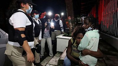Mexican officials cut off new migrant caravan, breaking up main group Mexican officials cut off new migrant caravan, breaking up main group