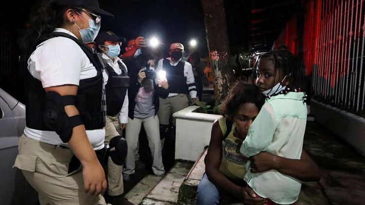 Mexican officials cut off new migrant caravan, breaking up main group