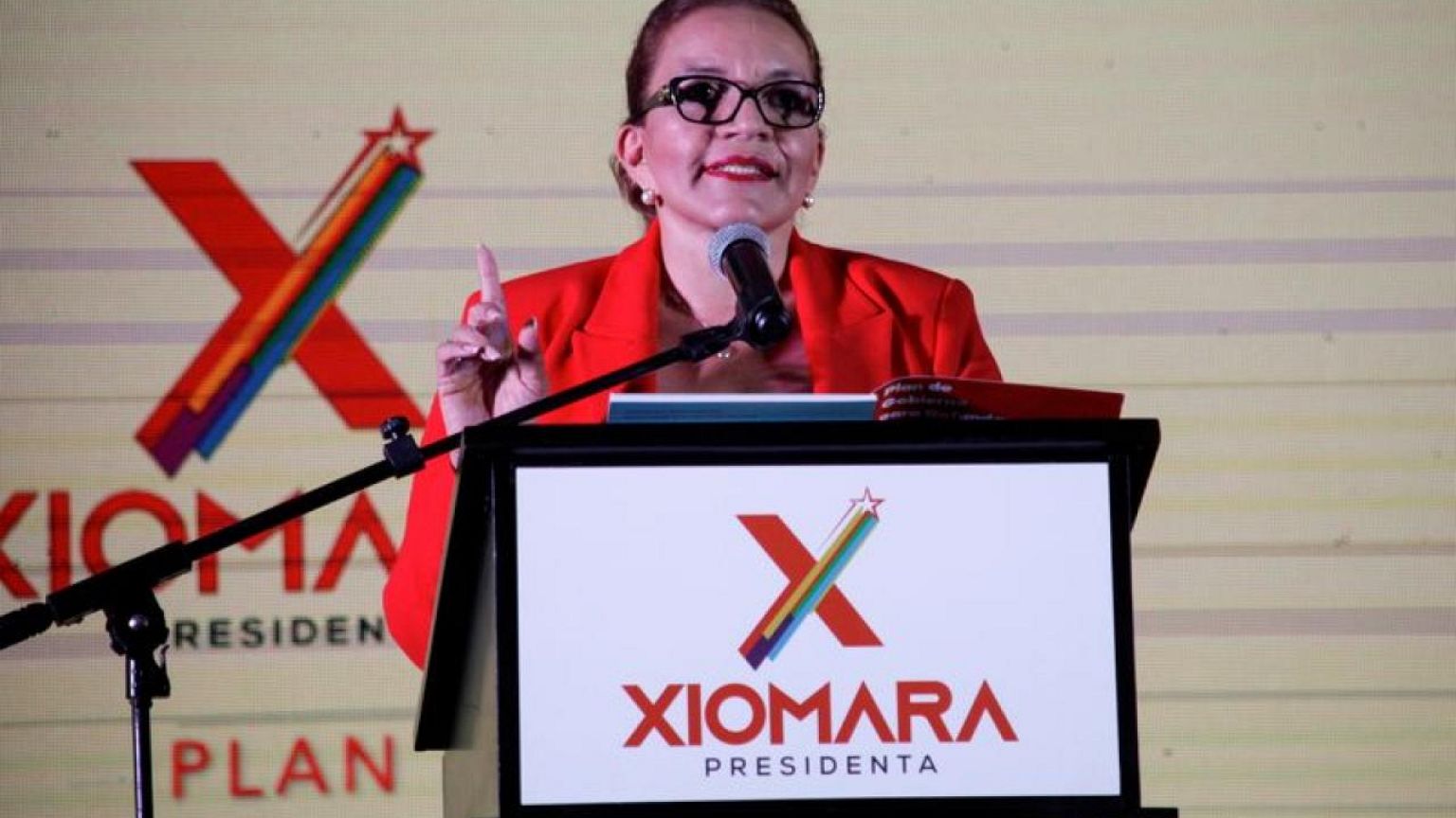 Honduran left-wing opposition plans China ties, debt 'readjustment'