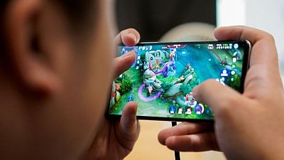 China's esports powerhouse status undermined by tough new gaming rules for under 18s China's esports powerhouse status undermined by tough new gaming rules for under 18s