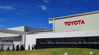 Toyota reduce su objetivo de producción por la escasez de piezas y chips