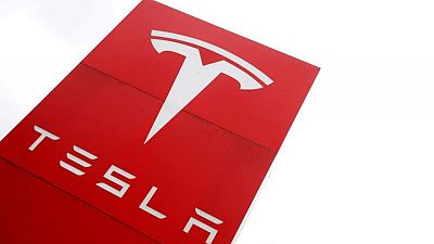 ISS urges Tesla investors to oppose re-election of Murdoch, Kimbal Musk