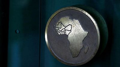 مجموعة دول غرب أفريقيا تفرض عقوبات على زعماء مالي بسبب تعطيل الانتخابات