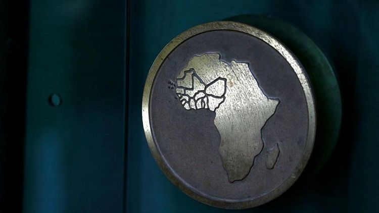مجموعة دول غرب أفريقيا تفرض عقوبات على زعماء مالي بسبب تعطيل الانتخابات