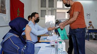 المغرب يسجل 3930 إصابة جديدة بفيروس كورونا و72 وفاة