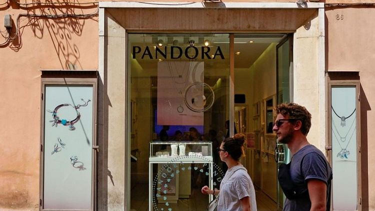 Jewellery maker Pandora targets 6-8% sales growth towards 2023