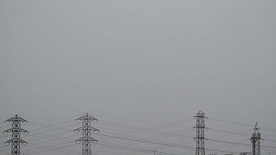 España limitará el precio del gas y los beneficios de las eléctricas para hacer frente a la subida de la luz
