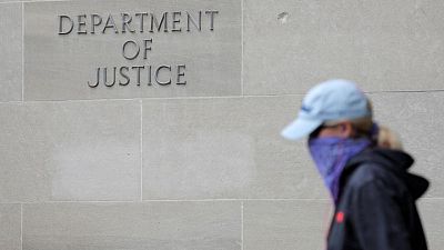 Departamento Justicia EEUU reduce uso de arrestos con estrangulamiento y allanamientos sin aviso Departamento Justicia EEUU reduce uso de arrestos con estrangulamiento y allanamientos sin aviso