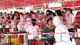 الصين تسجل 73 إصابة جديدة بفيروس كورونا