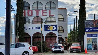 Hallan a 38 personas secuestradas de hotel en México Hallan a 38 personas secuestradas de hotel en México