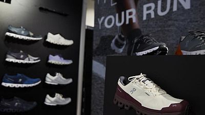 Un fabricante de calzado apoyado por Federer sale a Wall Street con valor en 11.350 millones de dólares
