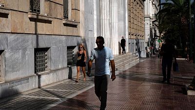 Greek unemployment drops to 14.2% in July